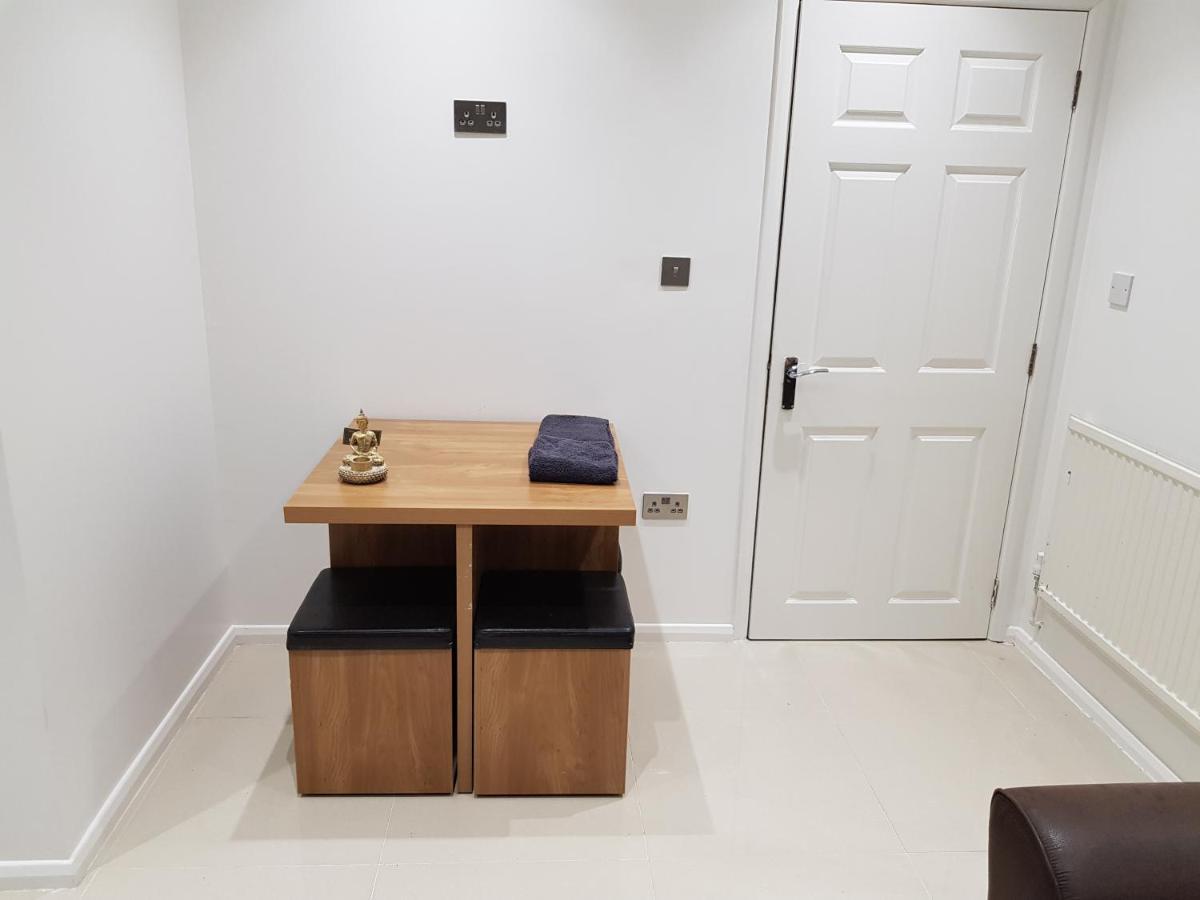 Observation Court Ipswich Bagian luar foto